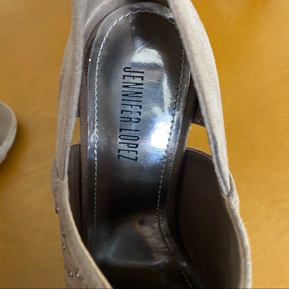 NWOT Jennifer Lopez heels - Picture 6 of 8